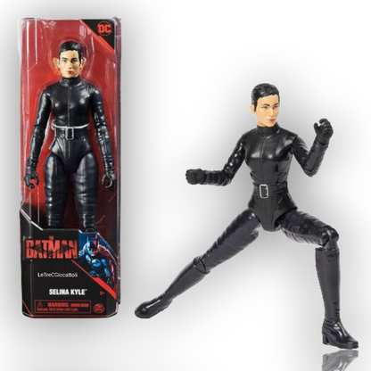 Selina Kyle Titan Hero 30 cm